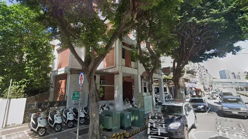 7旬婦派出所領信反遭警上銬 萬華分局公布懲處結果