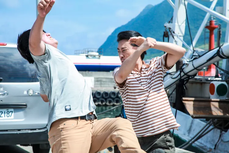 尹昭德（右）對打戲相當精彩。民視提供