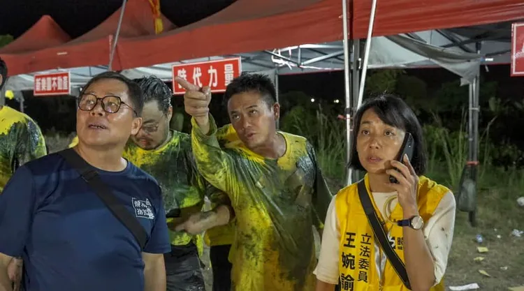 王婉諭認為，明明是安全措施問題，主辦方等人竟歸咎是特定性別參與所致，她現場遭到謾罵與指控。翻攝自王婉諭臉書