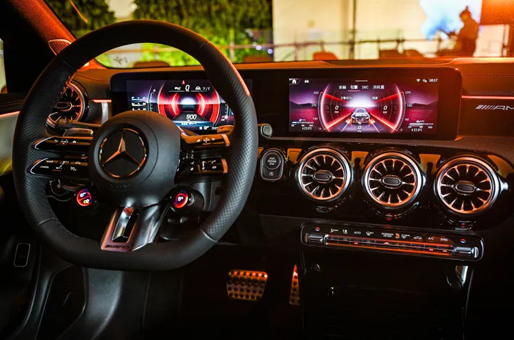 AMG設計元素造就熱血座艙氛圍。原廠照片