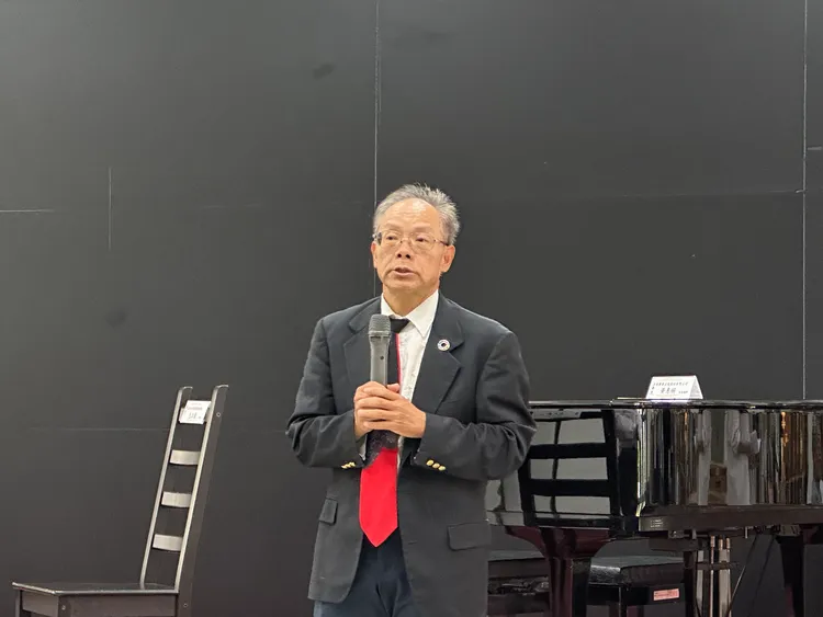 《普丁戰爭：從車臣到烏克蘭》譯者方偉達。王良博攝