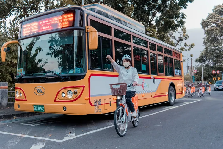 嘉市推動低碳運具