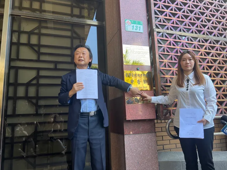 王世堅和陳怡君提告。陳彩玲攝