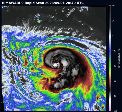 海葵颱風驚現「雲捲風眼」！持續增強中　12縣市應戒備