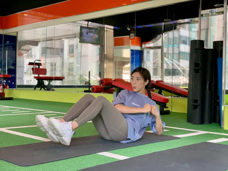 梁舒涵揮汗練習。寬寬整合行銷提供