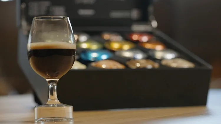 主廚林恬耀分享，Nespresso 尼泊爾藍榮城咖啡帶有烘烤麵包香氣與香料味道。Nespresso提供