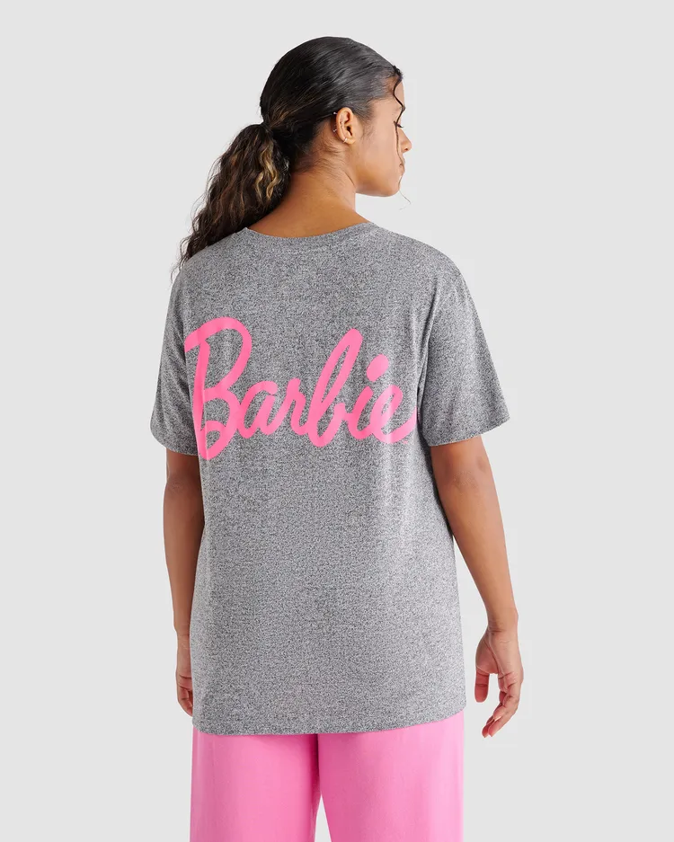 Roots女裝聯名系列文字寬版短袖T恤，1980元。品牌提供