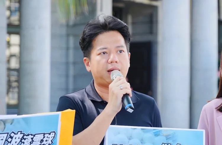 邱臣遠指出進口雞蛋案三大重點。民眾黨提供