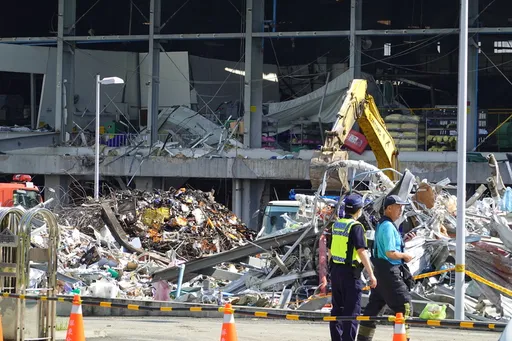 明揚班長「頭七還沒找到」 妻帶2子淚喊:等你出來吃中秋烤肉