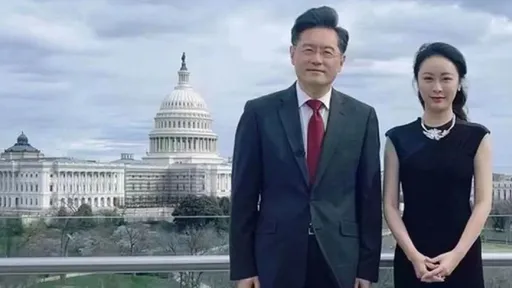 習近平愛將秦剛下台揭密!美女情婦因間諜罪被逮捕 還代孕生了美國人小孩