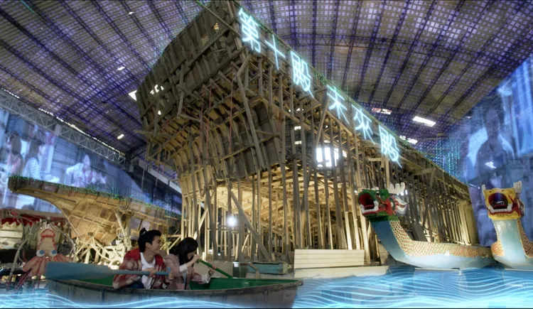 林哲熹（左）劇中為尋找阿嬤，終於來到地獄第十殿，右為嚴正嵐。風起娛樂提供