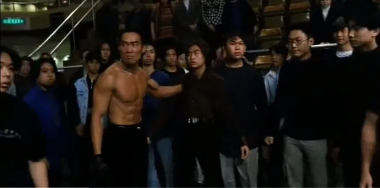 鄭浩南外型粗曠，在《古惑仔》的演出讓人印象深刻。