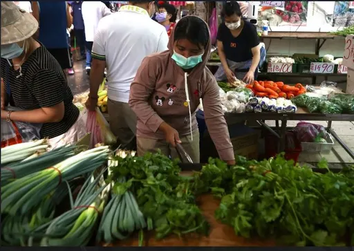 夭壽貴番茄一斤200！菜價近半月飆漲　北農啟動穩價「超市可買41.5噸平價菜」