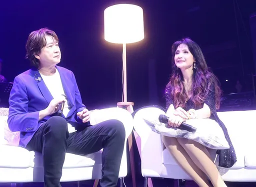 周治平方季惟連袂開場 互相到對方場串門子