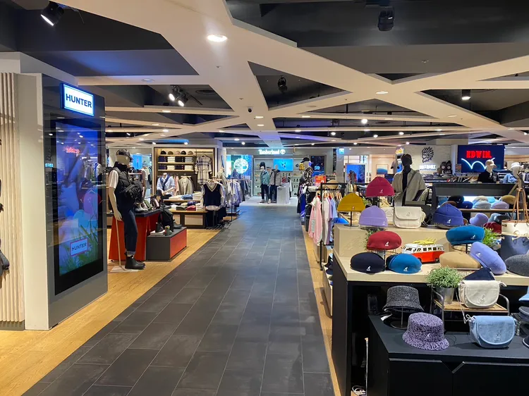 SOGO忠孝館6樓改裝後現況。陳怡文攝