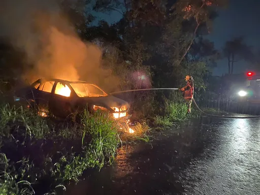 假車禍真押人!佈疑陣火燒車還「坐桶子」到澎湖 警跨海救人逮7嫌
