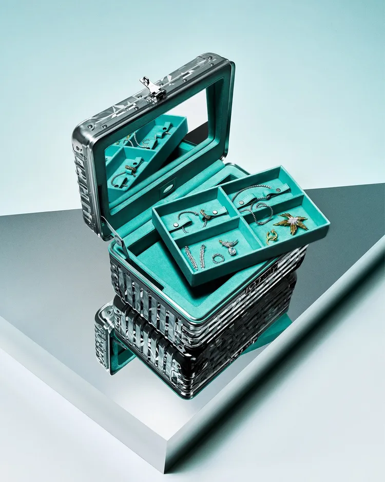 Tiffany x RIMOWA珠寶收納箱，15萬9300元。品牌提供