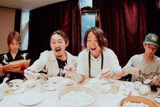 ONE OK ROCK睽違5年登台!主唱Taka忘帶護照 鼓手中文「大抄」曝光