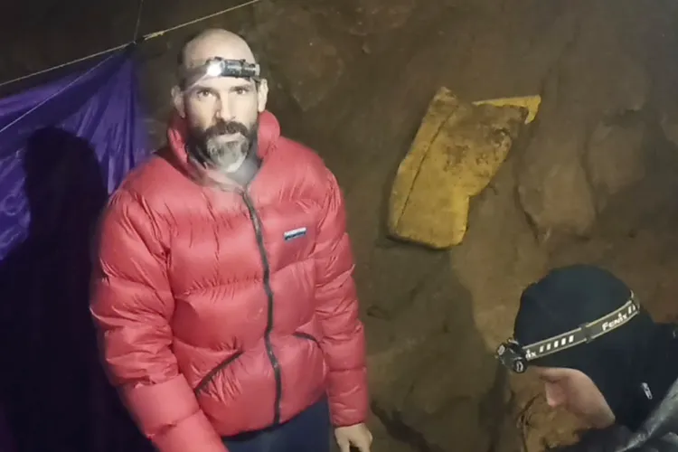 狄基是經驗豐富的探洞高手。美聯社