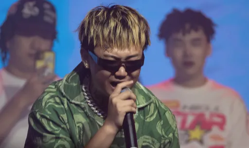 這位嘻哈歌手太絕了!預售葬禮門票 VIP附贈合影加骨灰吊墜