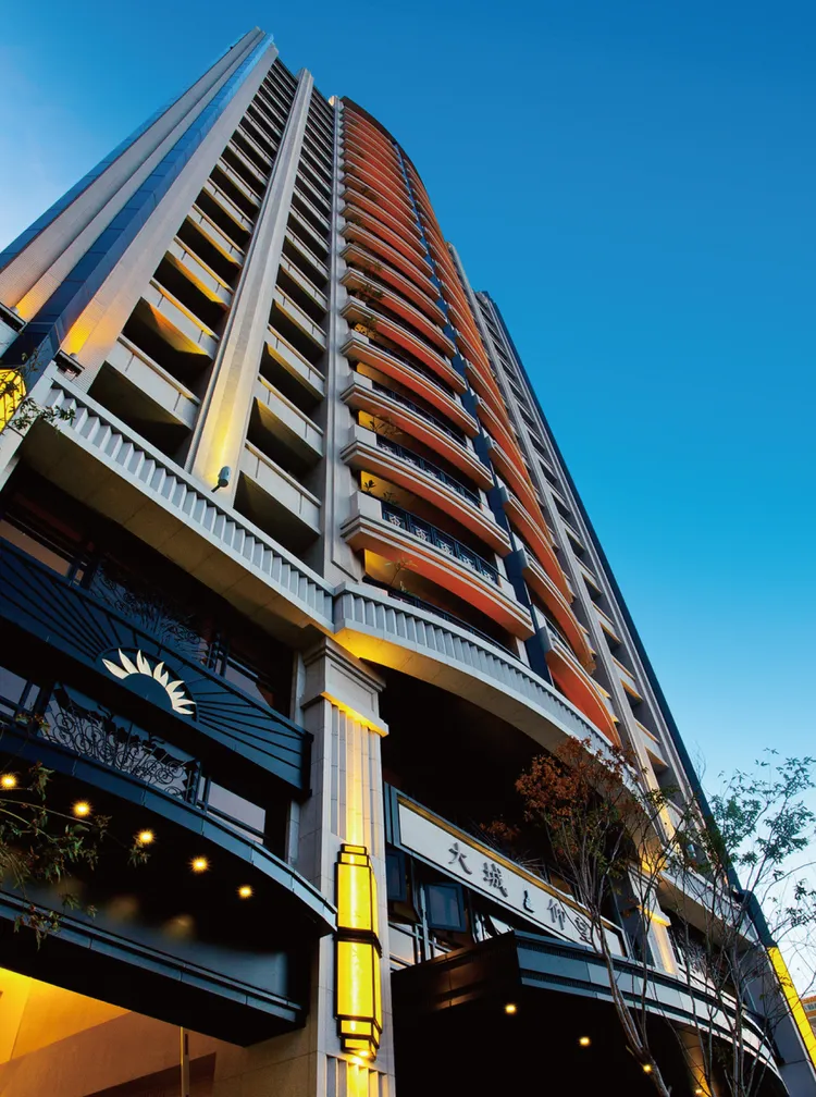 大城建設西屯區代表作品-大城仰望。