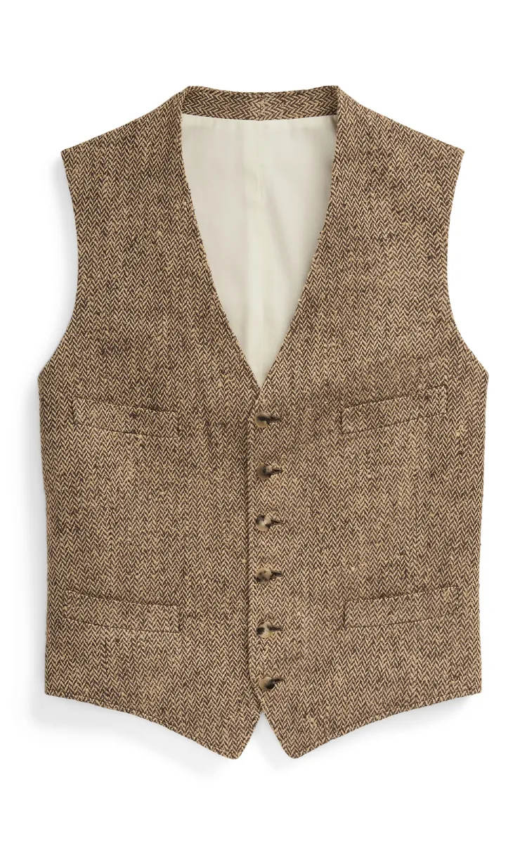 Ralph Lauren西裝背心，3萬800元。品牌提供