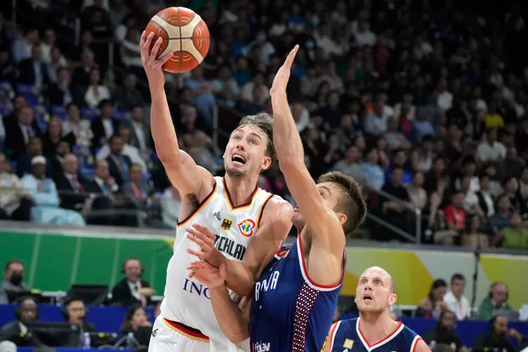 小華格納(左)攻下19分。美聯社