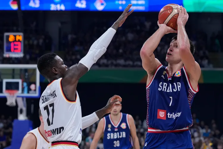 波格丹諾維奇(右)17分。美聯社