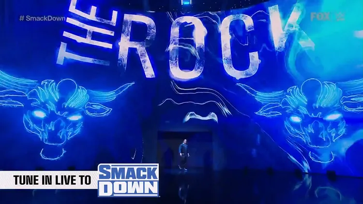 巨石強森重返摔角場。翻攝自WWE推特