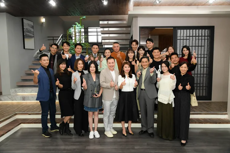 大合照。三立提供