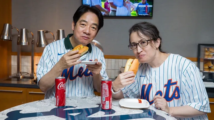 蕭美琴被指可能是副手人選。賴清德（左）與蕭美琴。翻攝自賴清德臉書