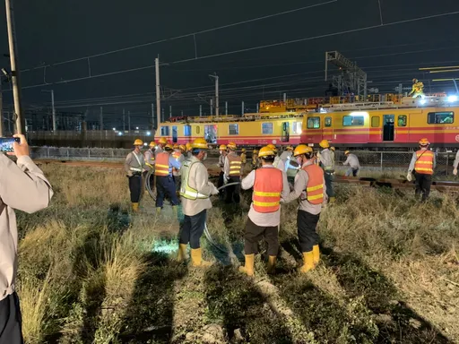 東南水泥拆倒儲料槽害雙鐵停擺 賠了近億元給這些單位獲緩起訴