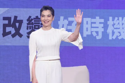 賴佩霞擁美國籍可領表連署？　中選會給答案了