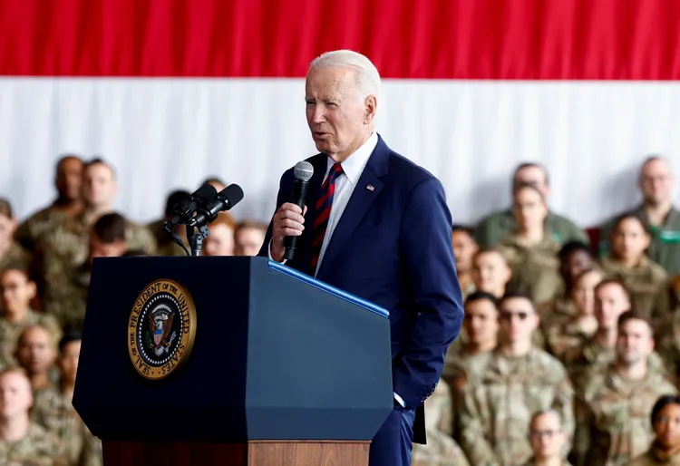 美國總統拜登在911的22周年，出席阿拉斯加安哥拉治軍事基地的紀念儀式。路透社