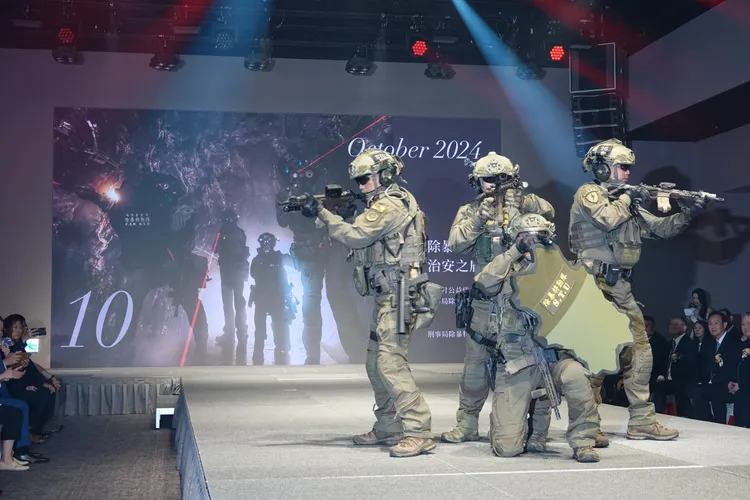 10月份主題與主角。江孟謙攝