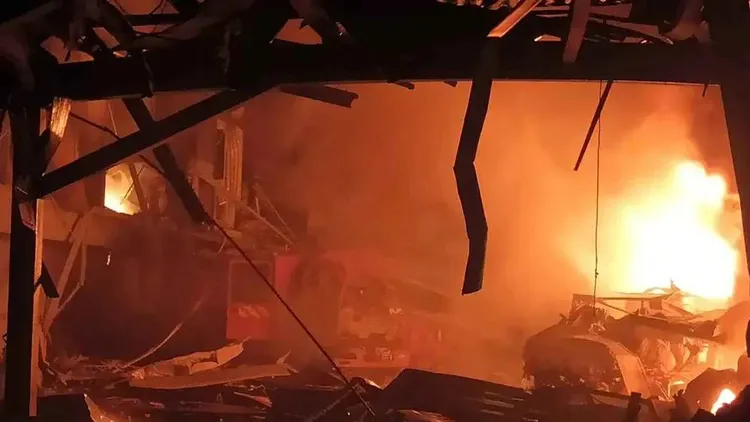 屏東科技園區大火。翻攝畫面