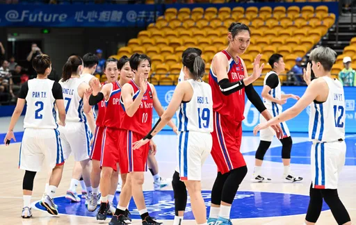 身高差1顆頭！北韓205公分巨塔強取51分　亞運台灣女籃吞敗