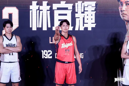 台新戰神亮相最搶鏡不是林秉聖!他1個月狂瘦16公斤喊話要奪冠