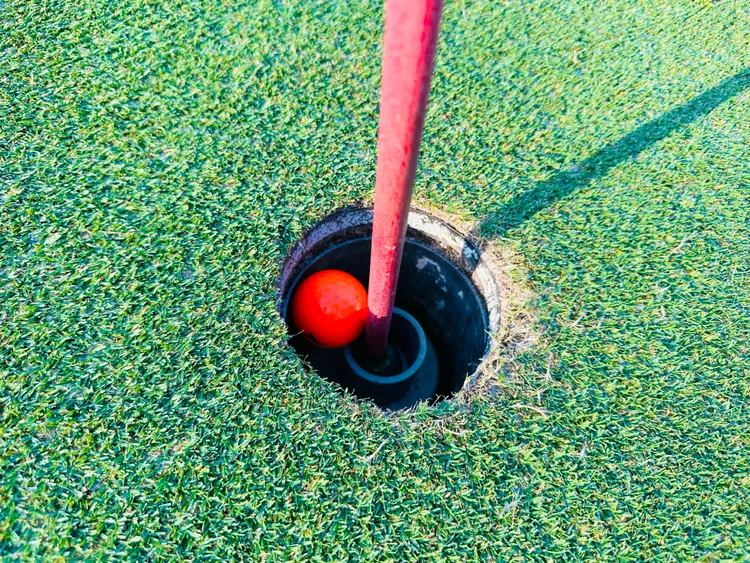 翁滋蔓高爾夫球「一桿進洞」於2023年9月9日林口球場。漫橘國際提供