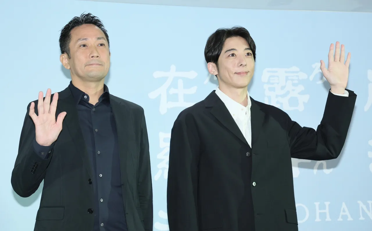 高橋一生(右)透露上次來台去看了中醫,導演渡邊一貴首次來台。攝影中心攝