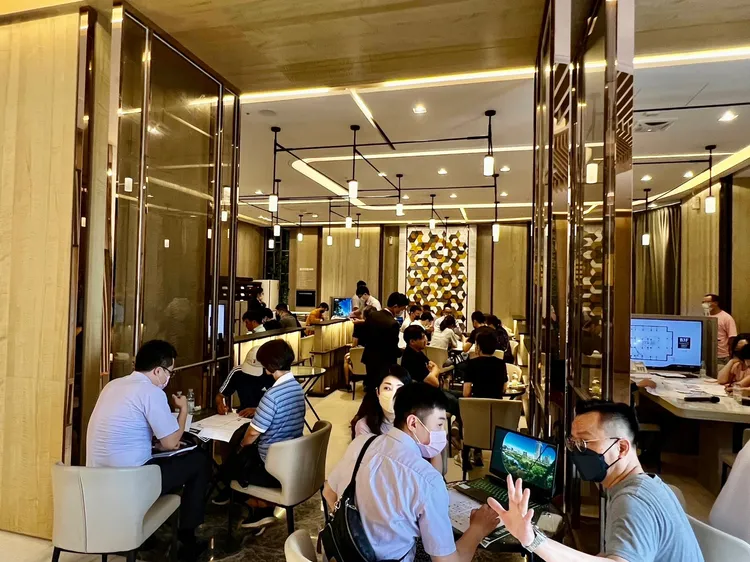 建案採優惠付款加上具備中都公園首排景觀，每坪房價成交改寫區段新高。葉家銘攝