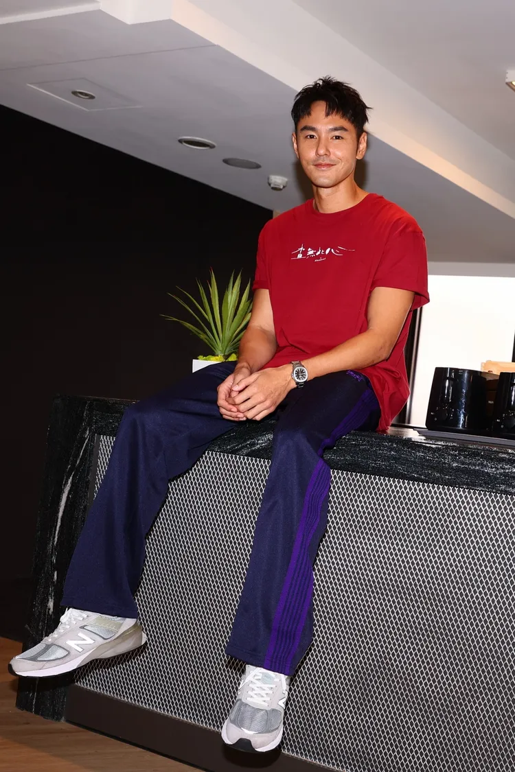 所有的愛恨情仇都鎖在心裡各個小房間。