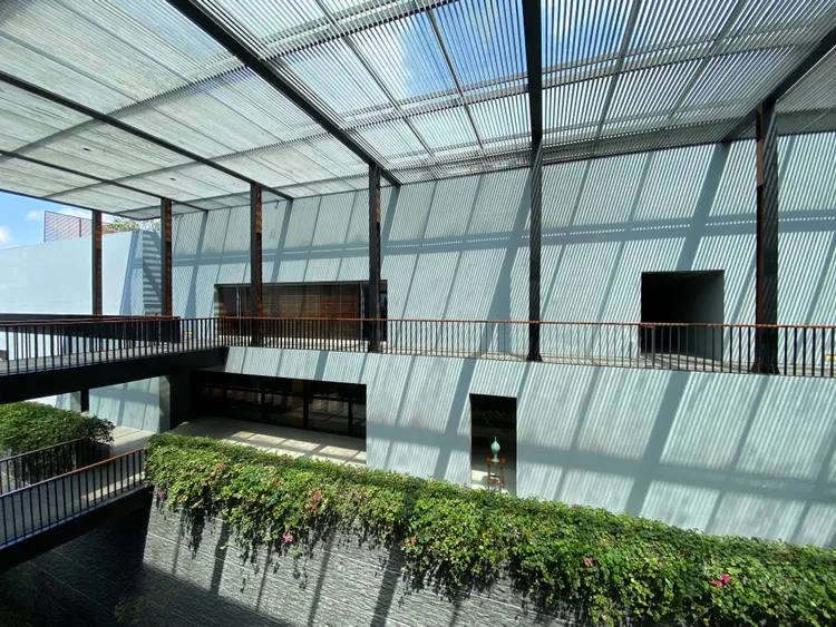 網美景點「圖書館牆」。陳怡文攝