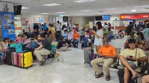 海葵來襲客輪停航 近百遊客滯留蘭嶼機場