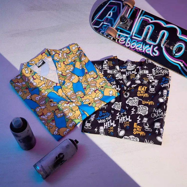 CACO以《辛普森家庭》鮮豔明亮的色彩融合街頭設計。品牌提供