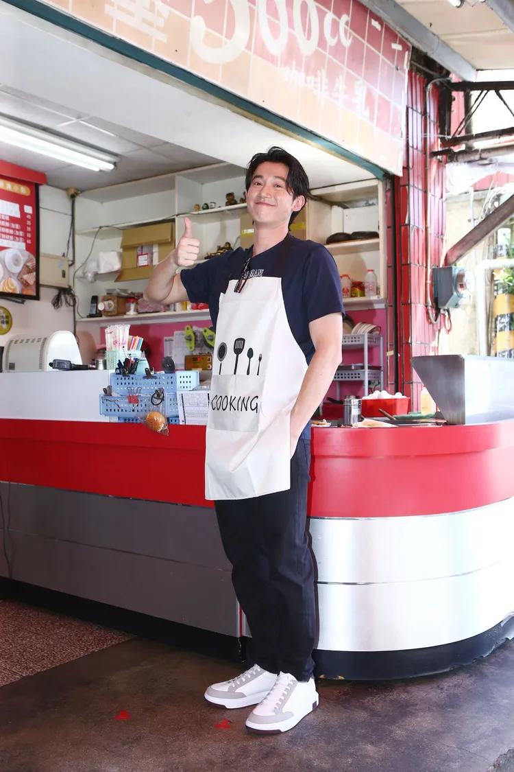 吳慷仁過去曾在西餐廳打過工，傳統早餐店倒是沒有。攝影中心攝