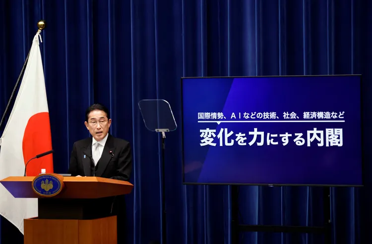 日本首相岸田文雄；圖為他出席13日內閣改組記者會。路透社