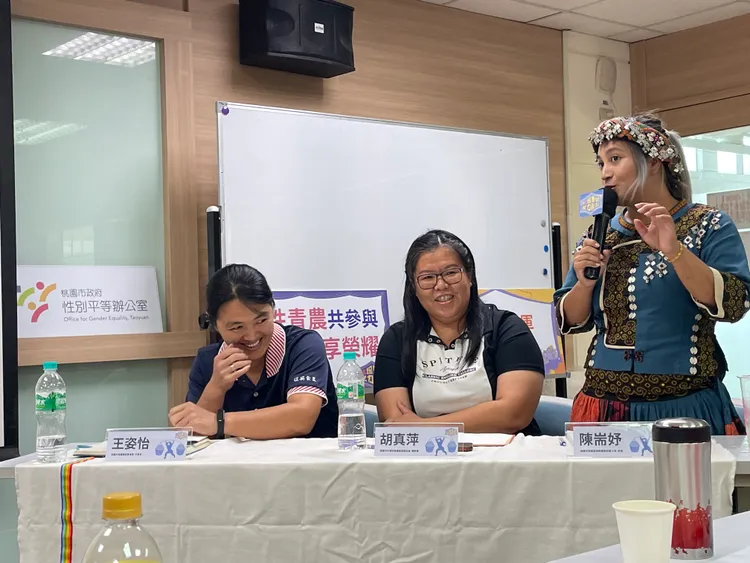 百大女性青農（左起）王姿怡、胡真萍、陳耑妤。翻攝畫面