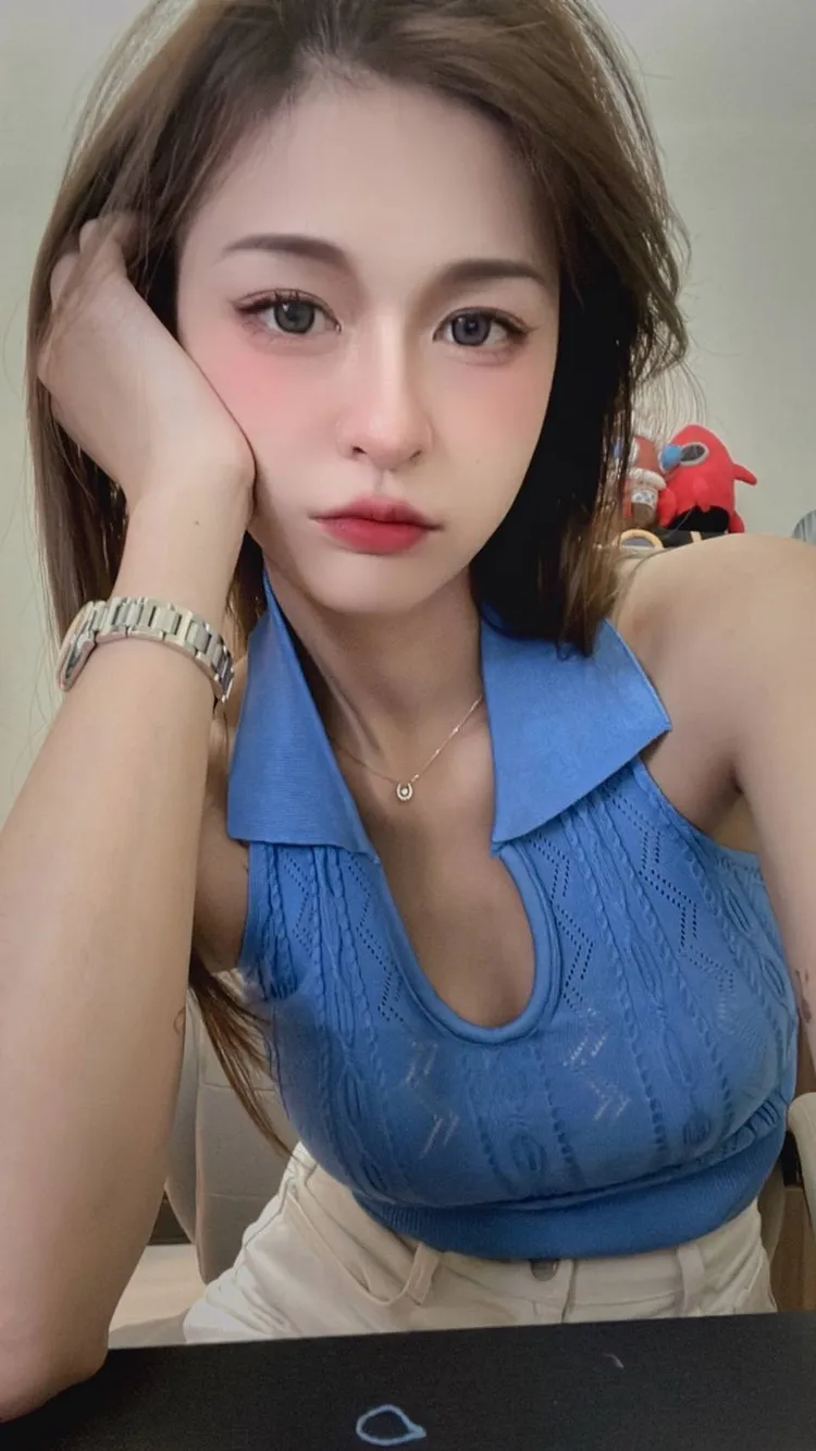 LANGSTAR 浪LIVE程緹的直播間充滿輕鬆開心的氛圍。