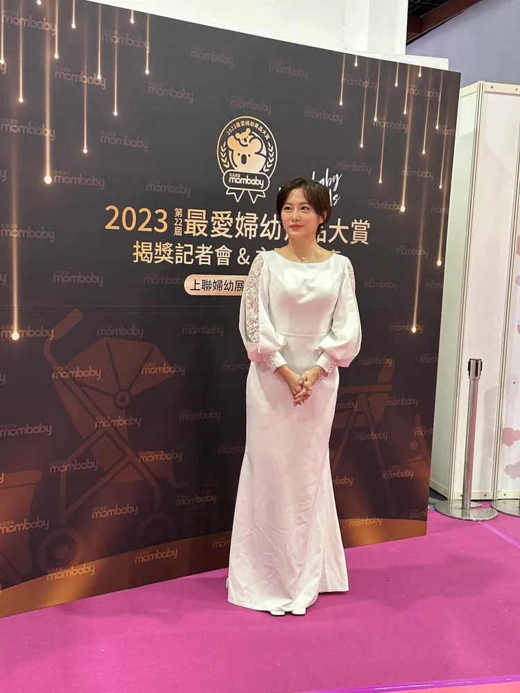 趙小僑今沒有帶典典現身。趙大智攝